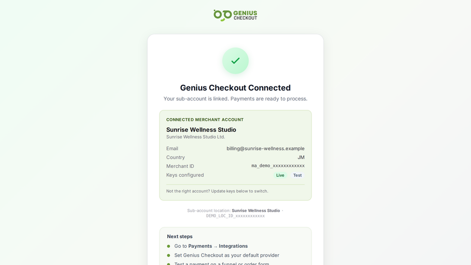 Genius Checkout configuration screen with Wompi credential fields and per-method toggles